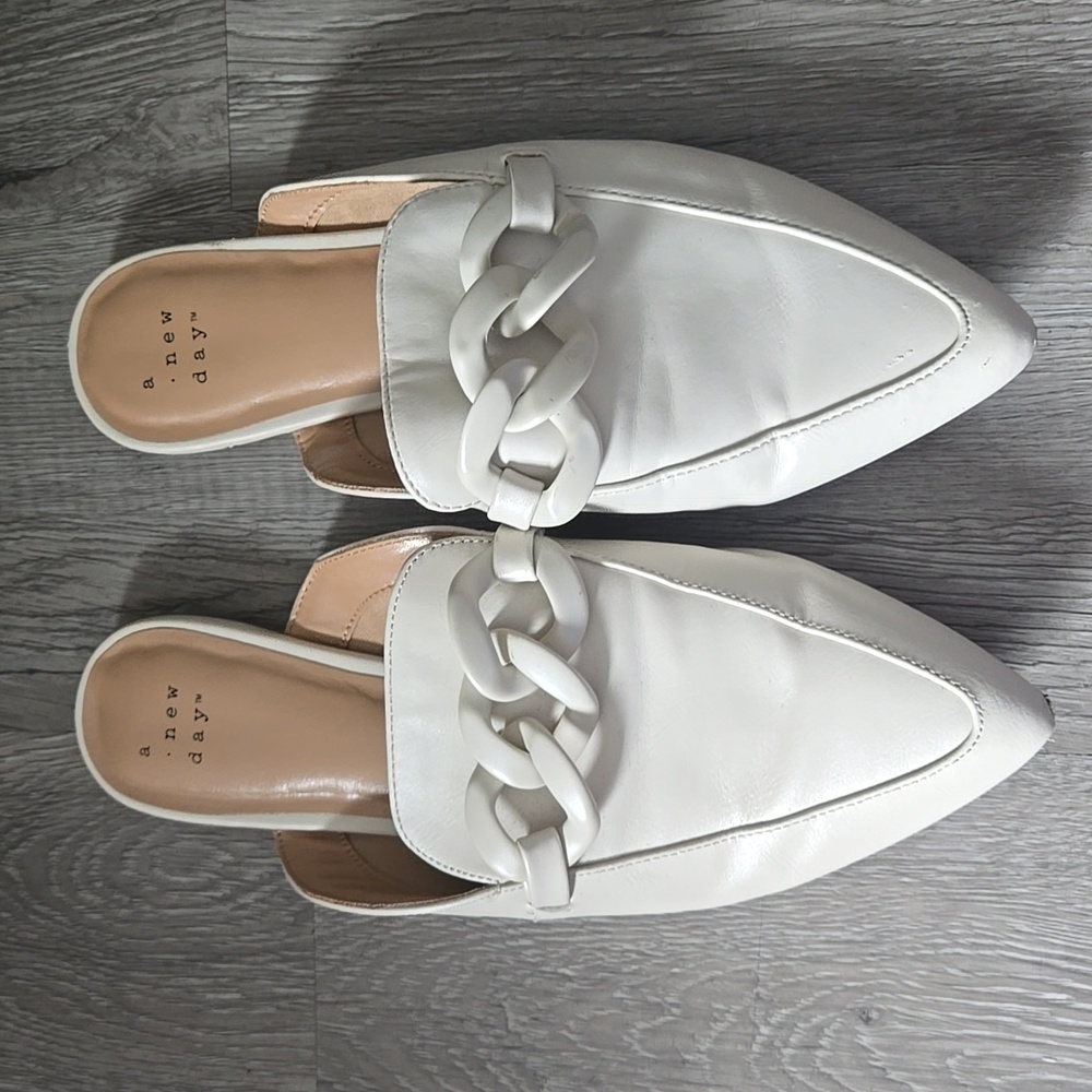Women's Amber Slip-On Mule Flats with Memory Foam Insole - A New Day in cream